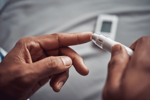 blood test at home - Remedo